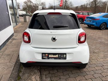 Fahrzeugabbildung Smart ForFour  Passion Klimaaut. Tempomat Faltdach