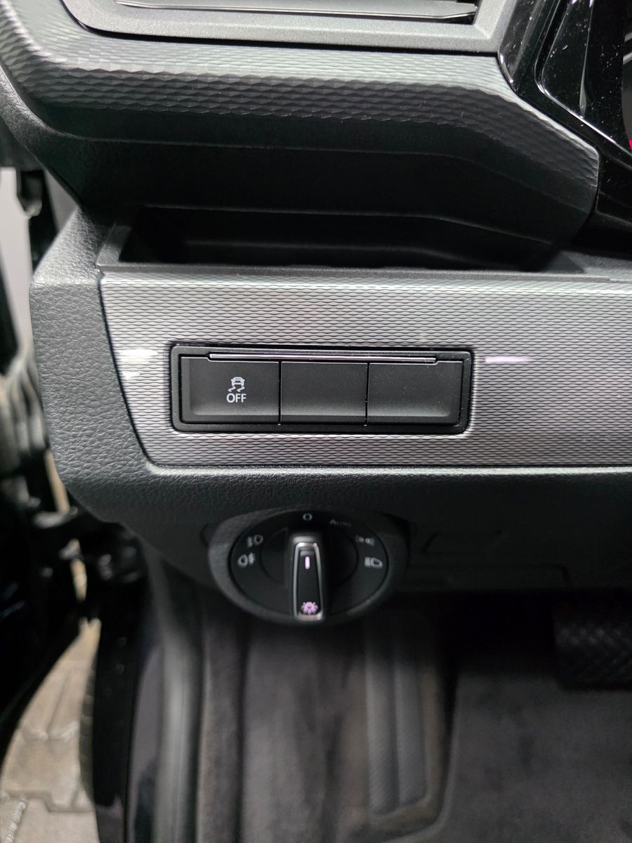 Volkswagen T6.1 MULTIVAN 4MOTION, 6 SITZER, ACC, LED, R-KAM foto 20