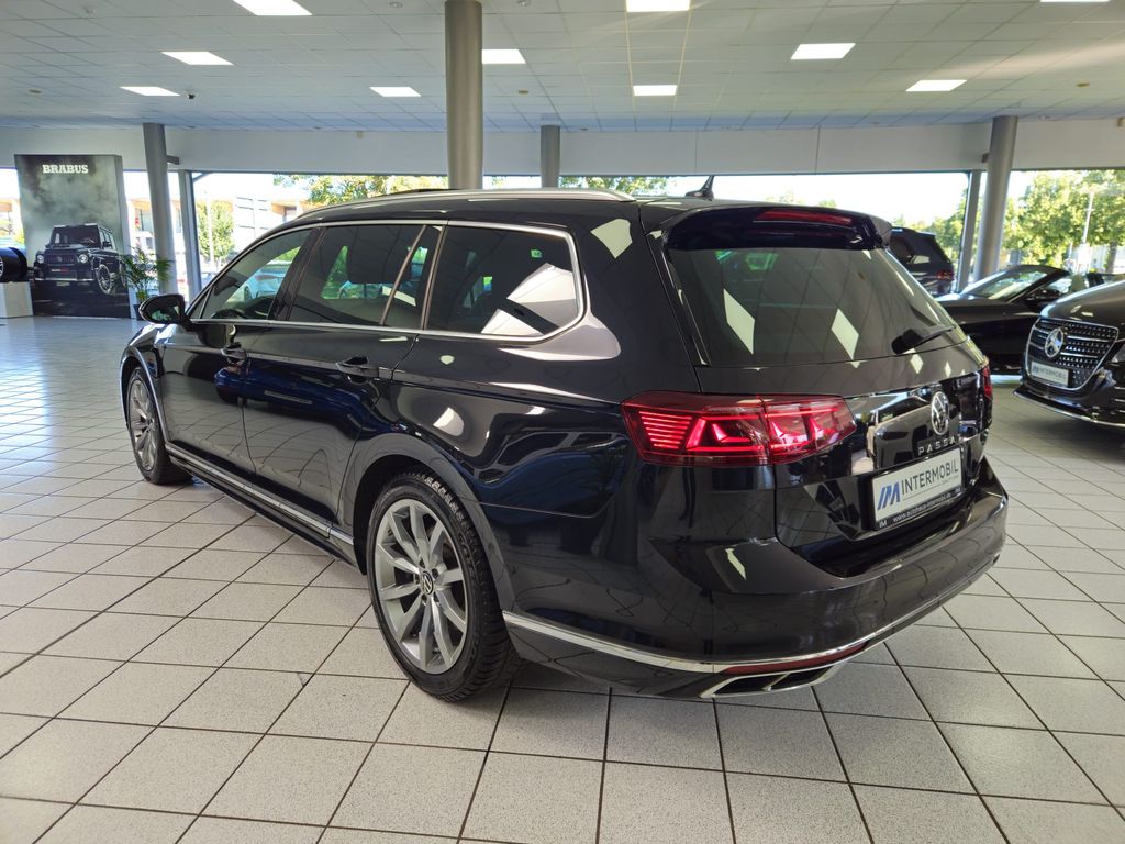 Volkswagen Passat Variant Elegance 4M R-line*PANO*HUD*STHZG