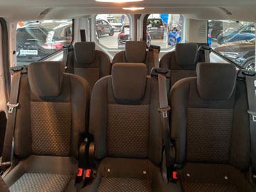 Fahrzeugabbildung Ford Transit Custom Kombi 320 L2 Trend DAB Parkpilot