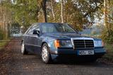 Mercedes-Benz CE 300 - blaue Mercedes-Benz CE-Klasse