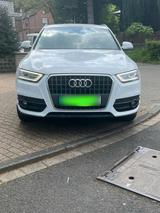 Audi Q3 quattro 2.0 TDI Automatik - Audi A6 mit Diesel-Antrieb: Geländewagen