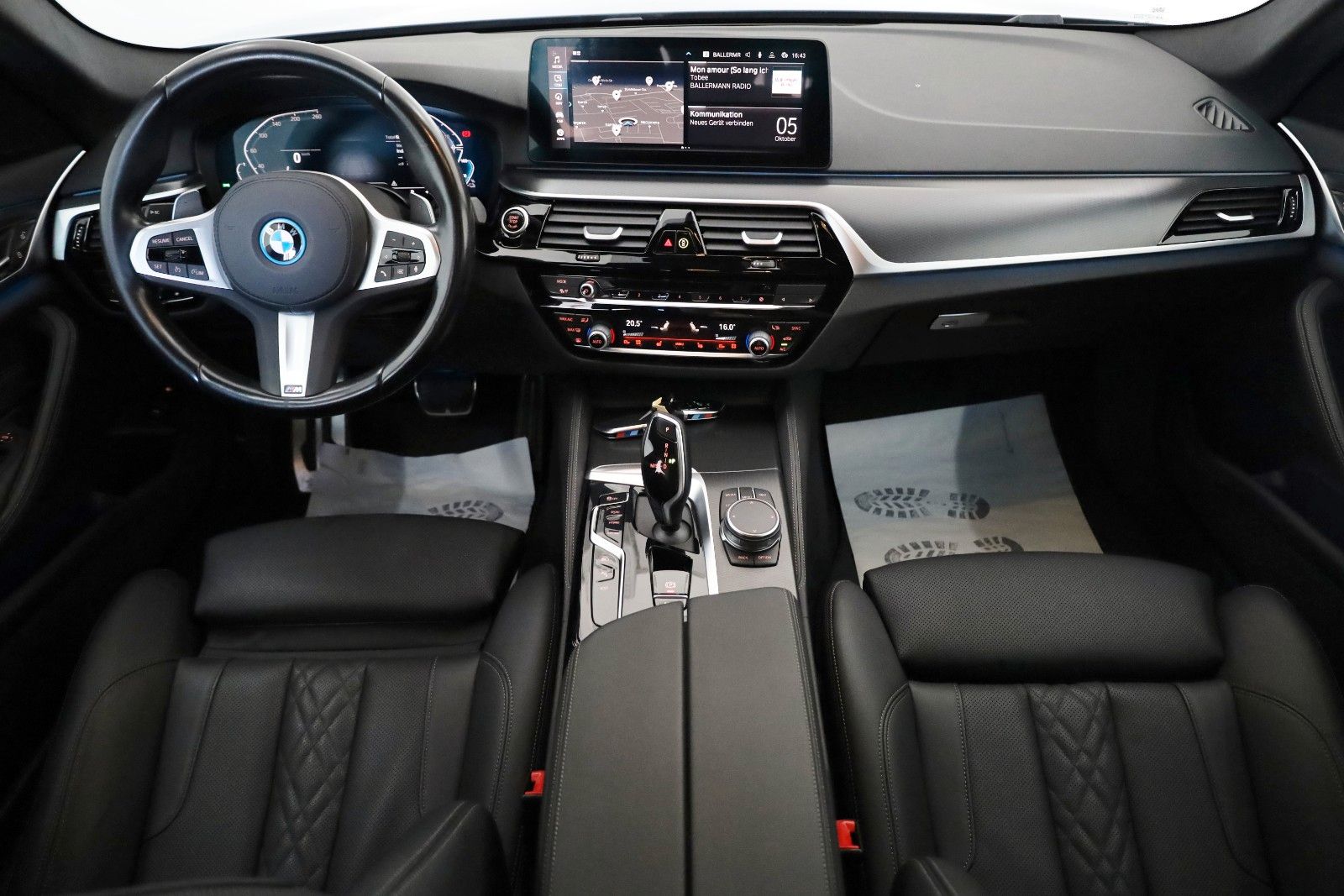 Fahrzeugabbildung BMW 530e Touring M Sport Leder,Navi,LED,Park Assist