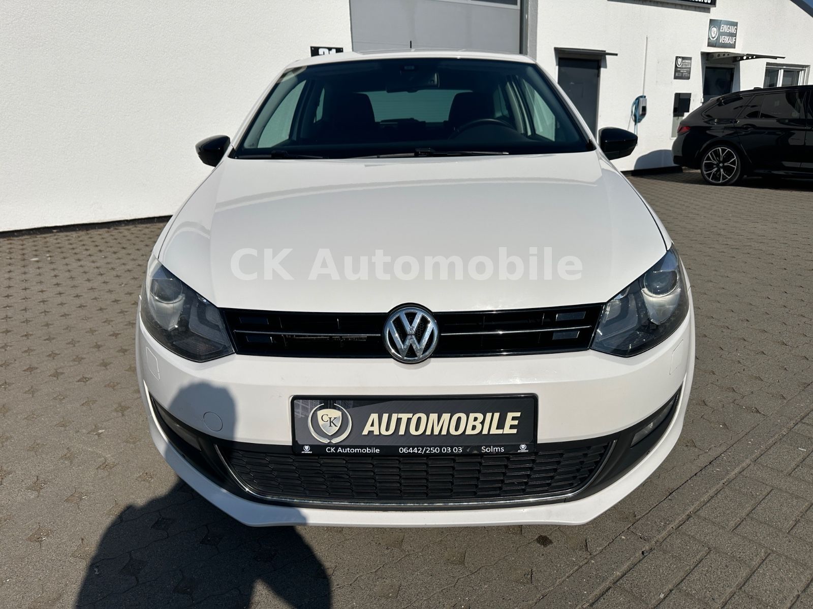 Fahrzeugabbildung Volkswagen Polo V Style 1.2 TSI/Klima/Bi-Xenon/Tempomat/PDC