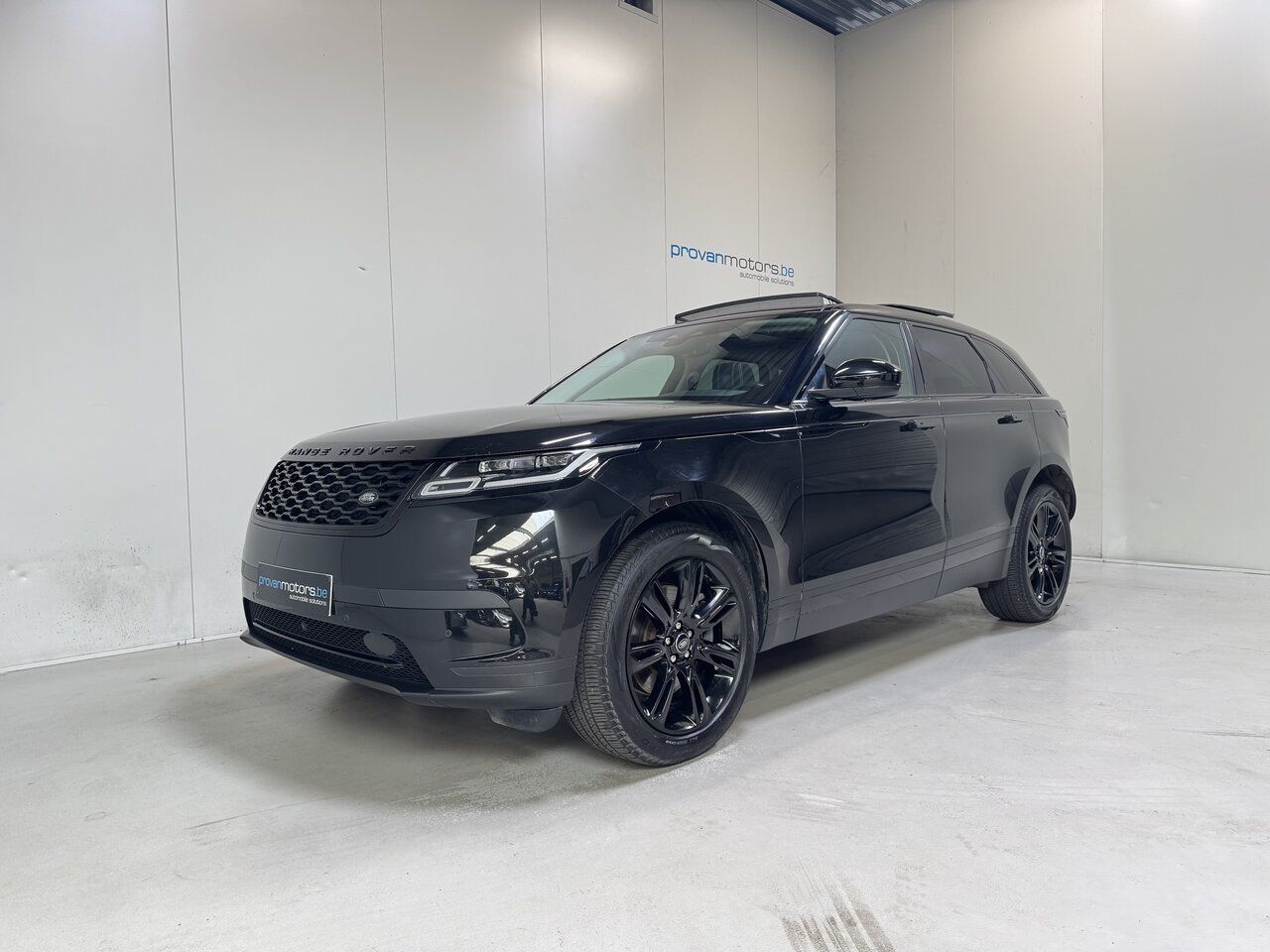 Land Rover Range Rover Velar 2.0d Autom. S - Pano - Topstaa