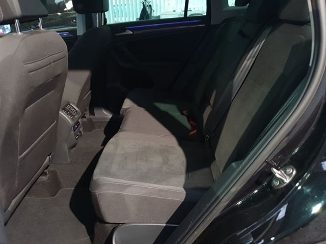 Fahrzeugabbildung Volkswagen Tiguan 1.5 TSI DSG Life STANDHZG NAVI RFK LED AC