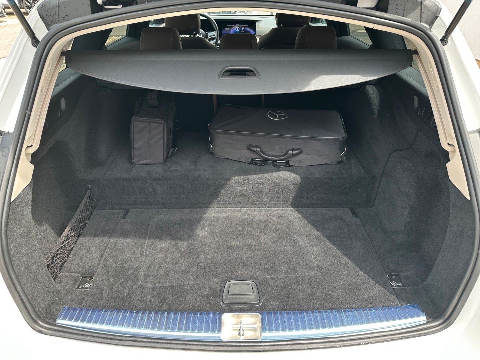 Mercedes-Benz E 300 e T 9G-TRONIC Exclusive – Bild 7