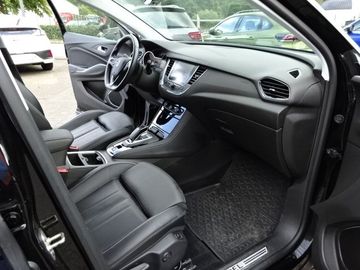 Fotografie des Opel Grandland (X) Grandland X 1.6 Turbo Plug-in-Hybrid 4 Ultimate