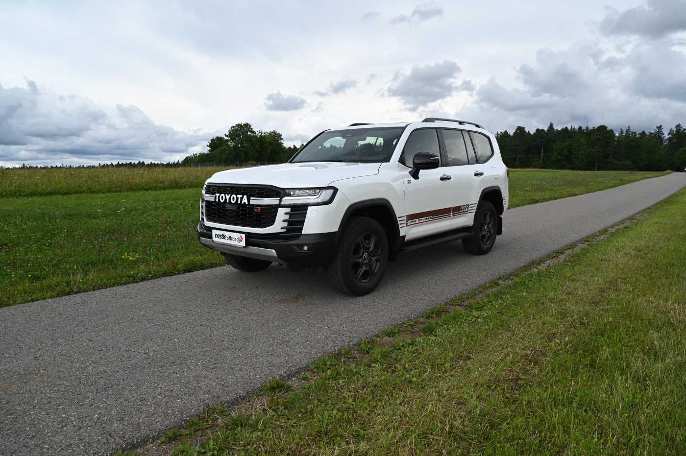 Toyota Land Cruiser 3.5 Twin Turbo GR-S NESTLE OFFROAD