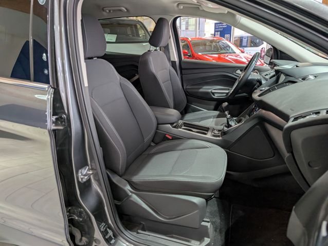 Ford Kuga Cool & Connect