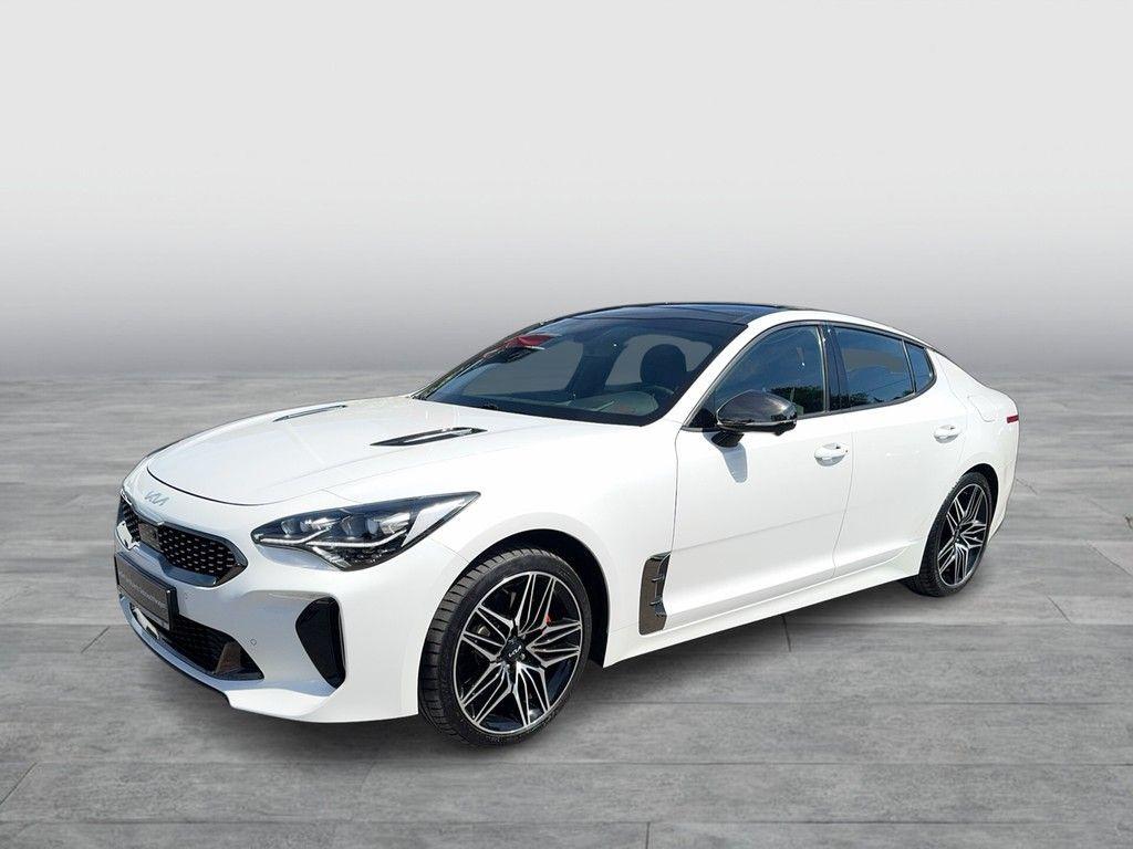 Kia Stinger GT 4WD Navi GSD ACC HuD SHZ PDC Memory