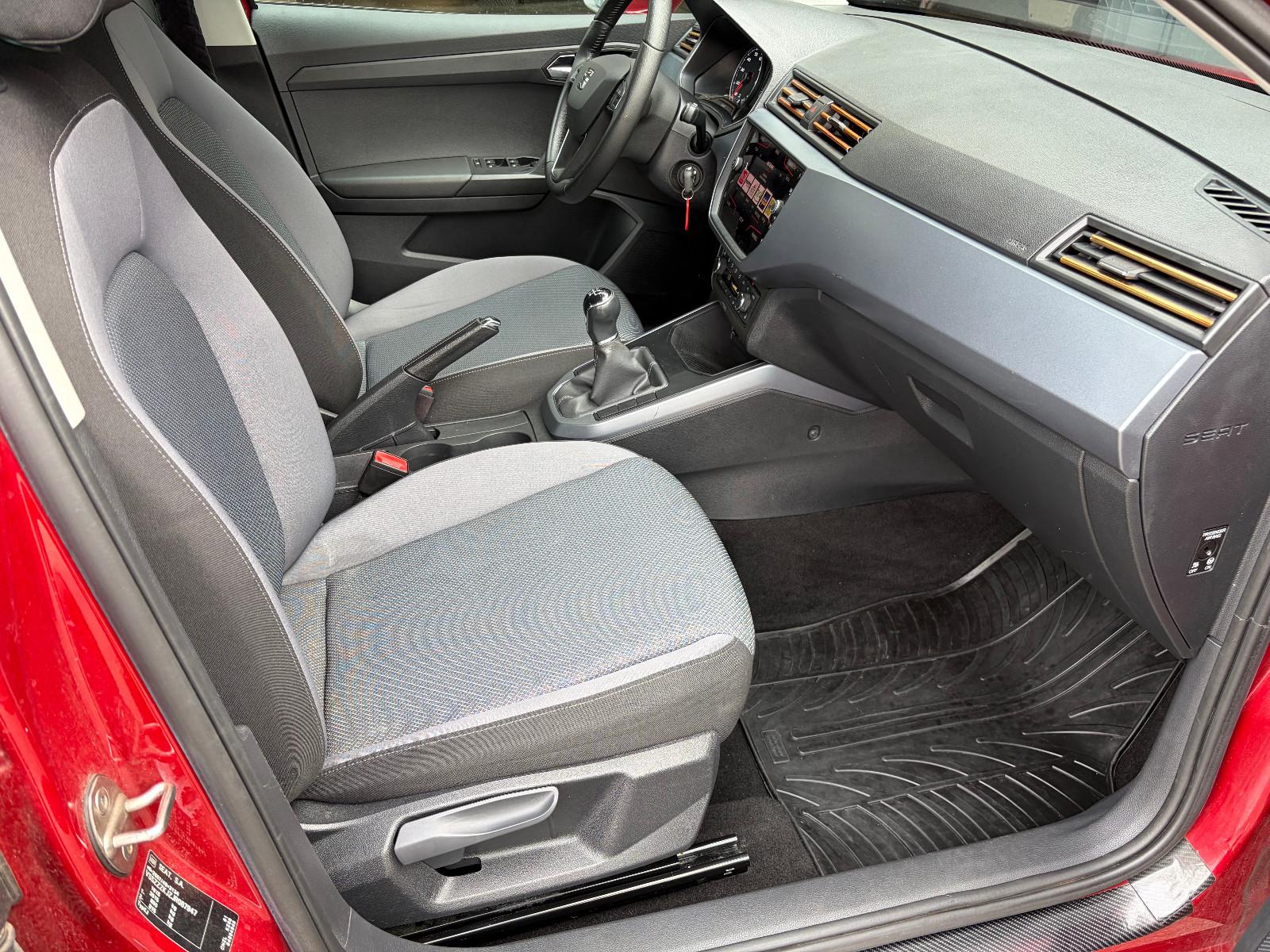 Seat Arona 1.0 TSI Style · 1. Hd · CarPlay ·SZH· Navi