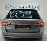 Skoda Superb Combi Style - graue Skoda Superb