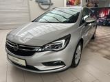 Opel Astra K Sports Tourer Business Start/Stop - Opel Astra: Business