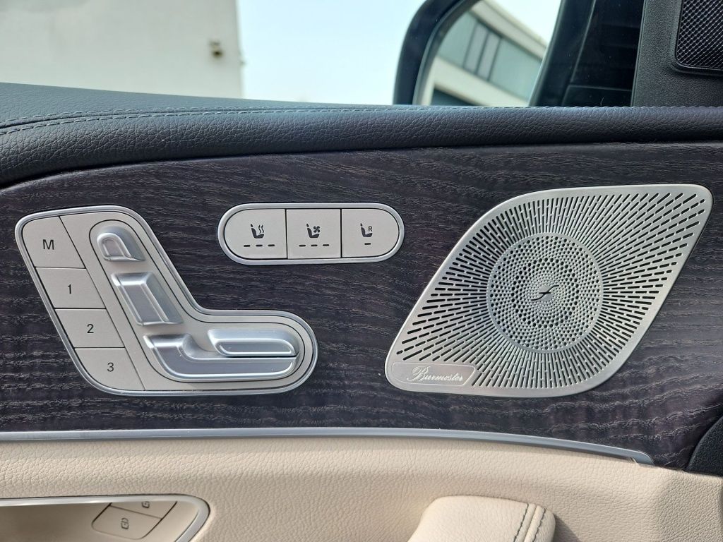 Fahrzeugabbildung Mercedes-Benz GLE 400 d 4M Coupé AMG AHK SDHZ Massage Airmatic