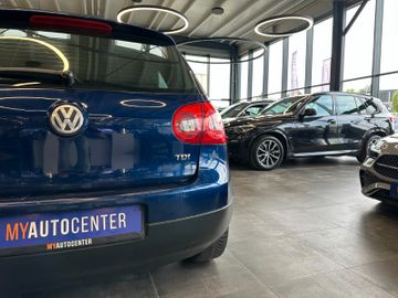 MYAUTOCENTER – Gebraucht- und Jahreswagen mit Werkstattservice in Pfaffenhofen Volkswagen Golf V Lim. Trendline *TÜV*Klima*