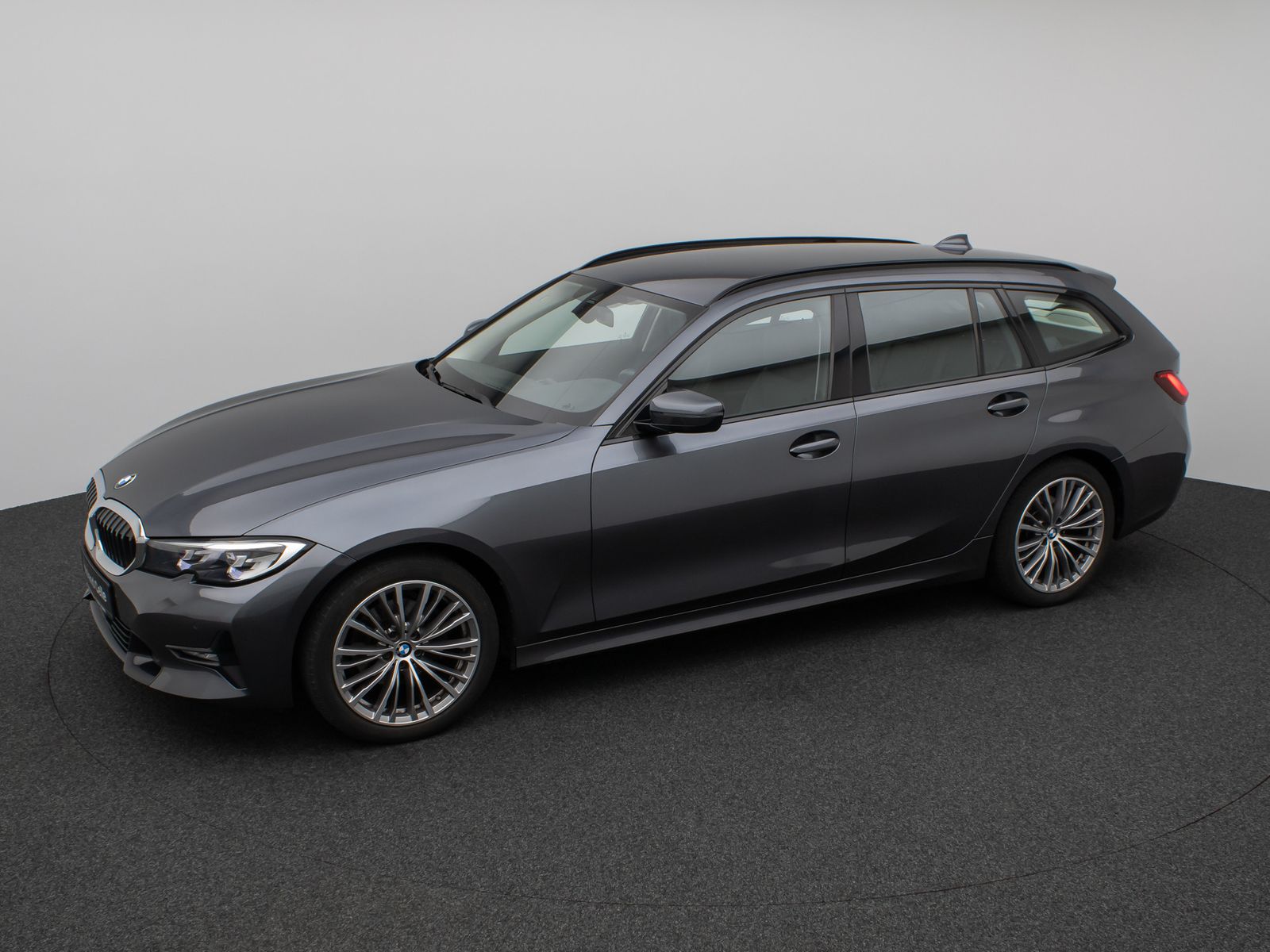 Fahrzeugabbildung BMW 320i Sport Line PDC Stop&go Standhzng Leder 18"