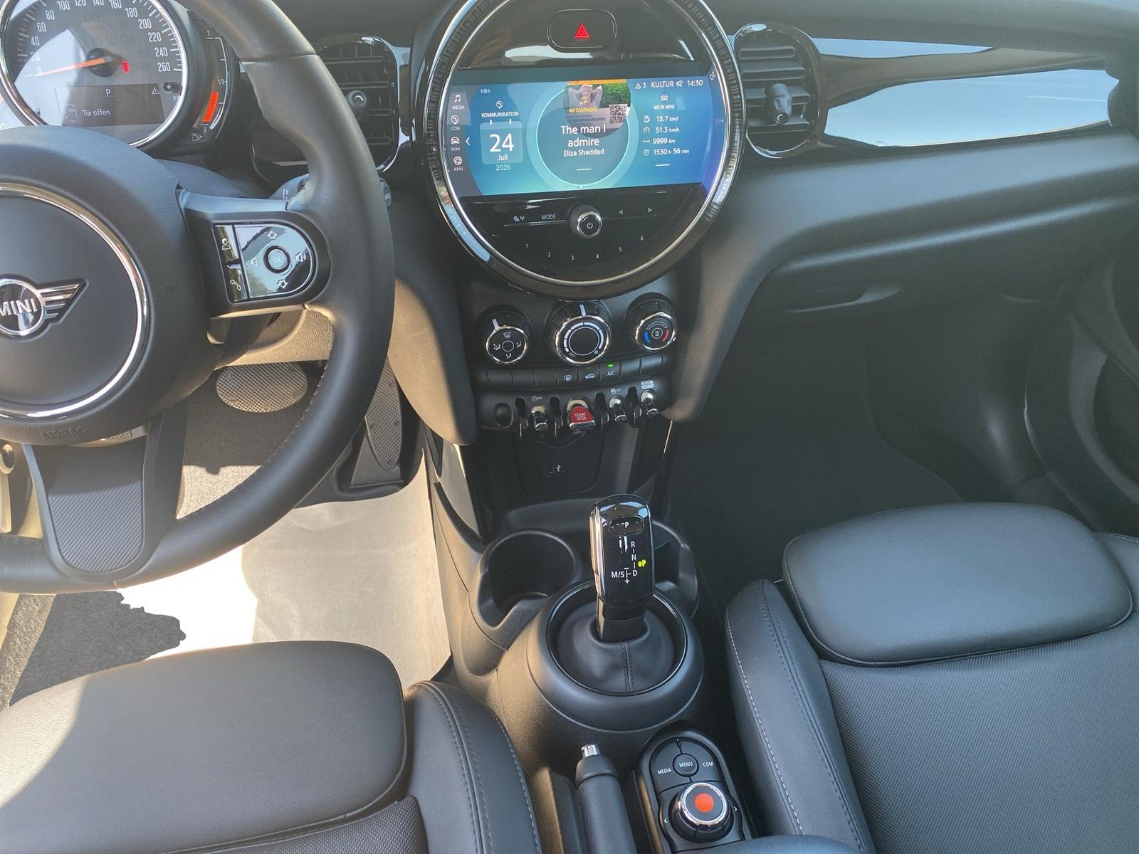 MINI Cooper Classic Trim LED PDC Tempo DAB PDC Klima