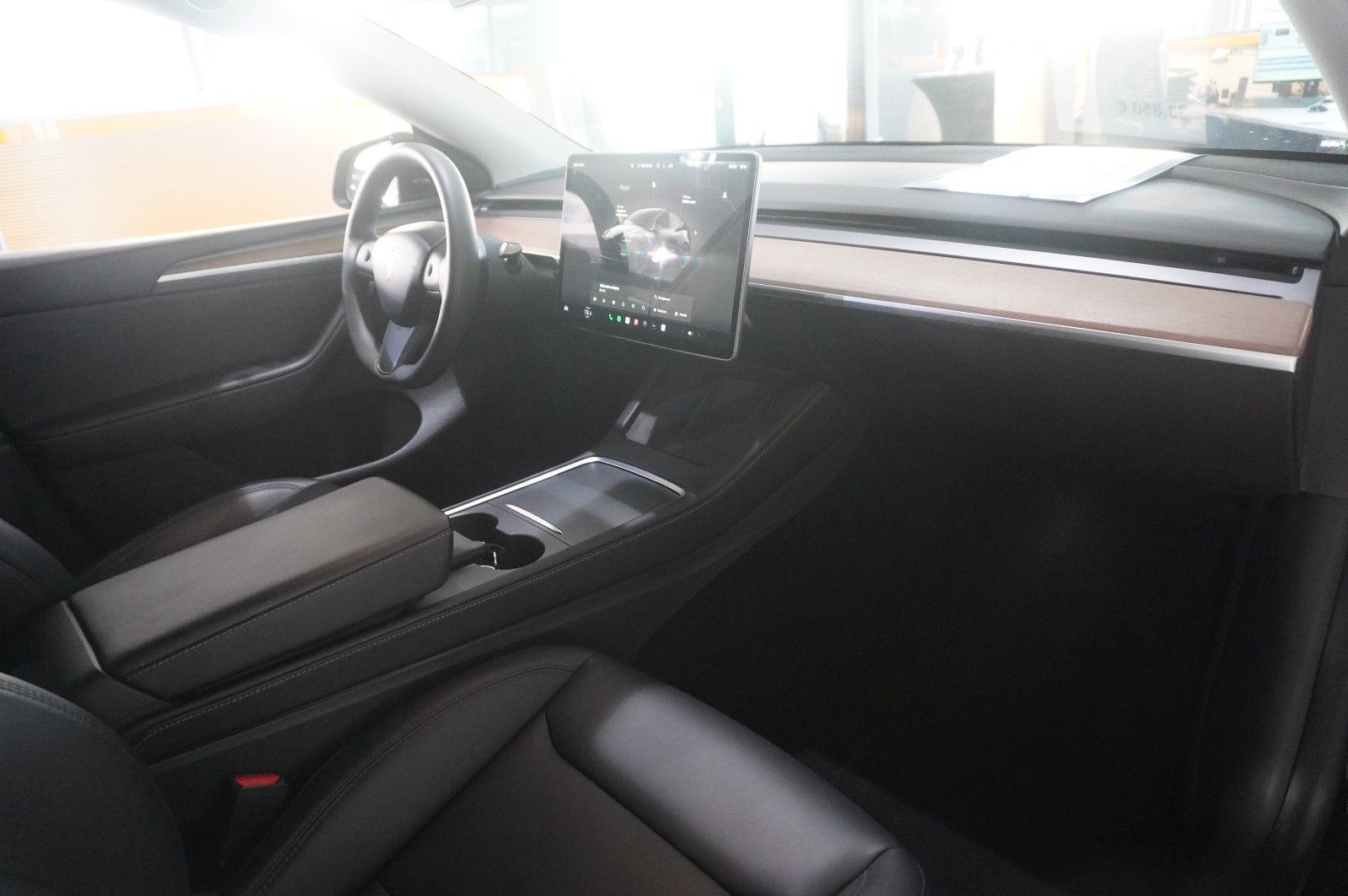 Fahrzeugabbildung Tesla Model Y PERFORMANCE DUAL-MOTOR NAVI/LED/DAB/AHK