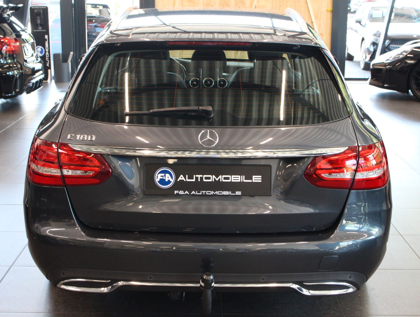 Fahrzeugabbildung Mercedes-Benz C 180 T AVANTGARDE*2.Hand*