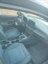 Hyundai i30 1.4 - TÜV ganz neu! - Hyundai i30 Gebrauchtwagen in Lübeck