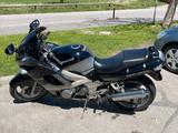 Kawasaki ZZR 600 - KAWASAKI ZZR