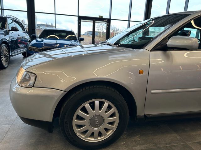 Audi A3 1.8  *Ambiente*Automatik*TÜV 0327*