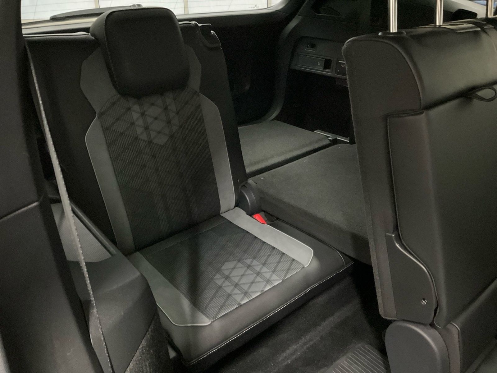 Volkswagen Tiguan Allspace - Bild 20