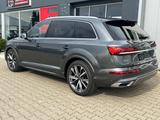 Audi Q7 50 TDI S-line qu. 7-Sitzer LUFT AHK 21-Alu - Audi Q7: TDI