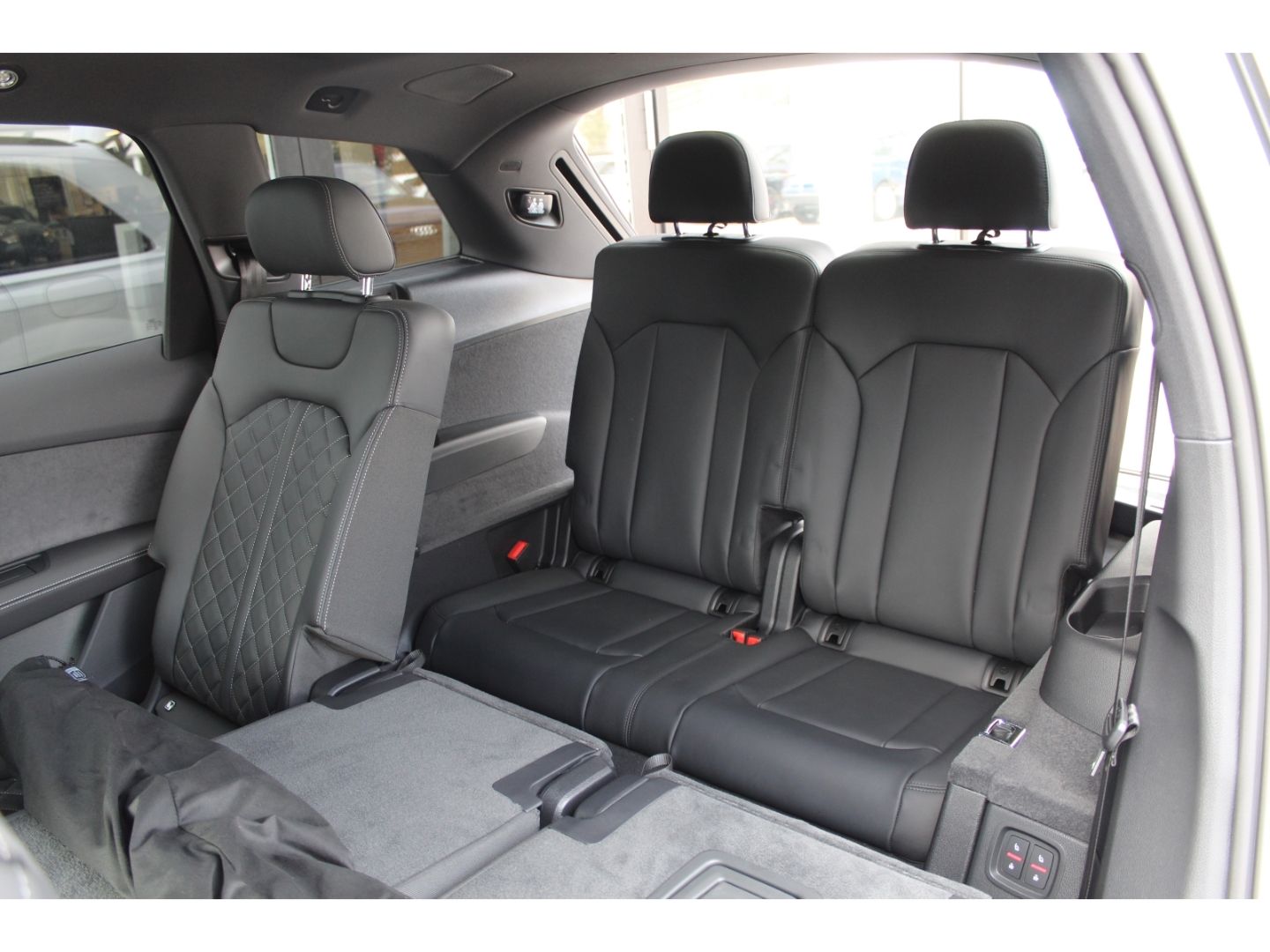 SQ7 4.0TFSI qu.Tiptr.- S-Sitze*Carbon*Pano*B&O!!