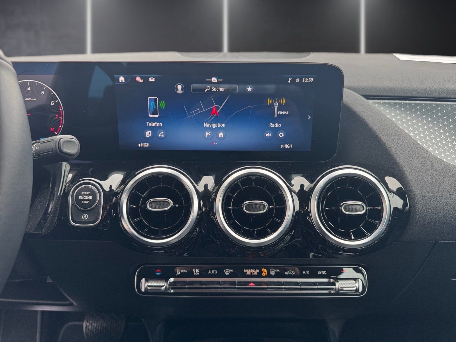 Fahrzeugabbildung Mercedes-Benz B 180 Progressive Adv.*Kamera*LED*Easy-Pack*MBUX