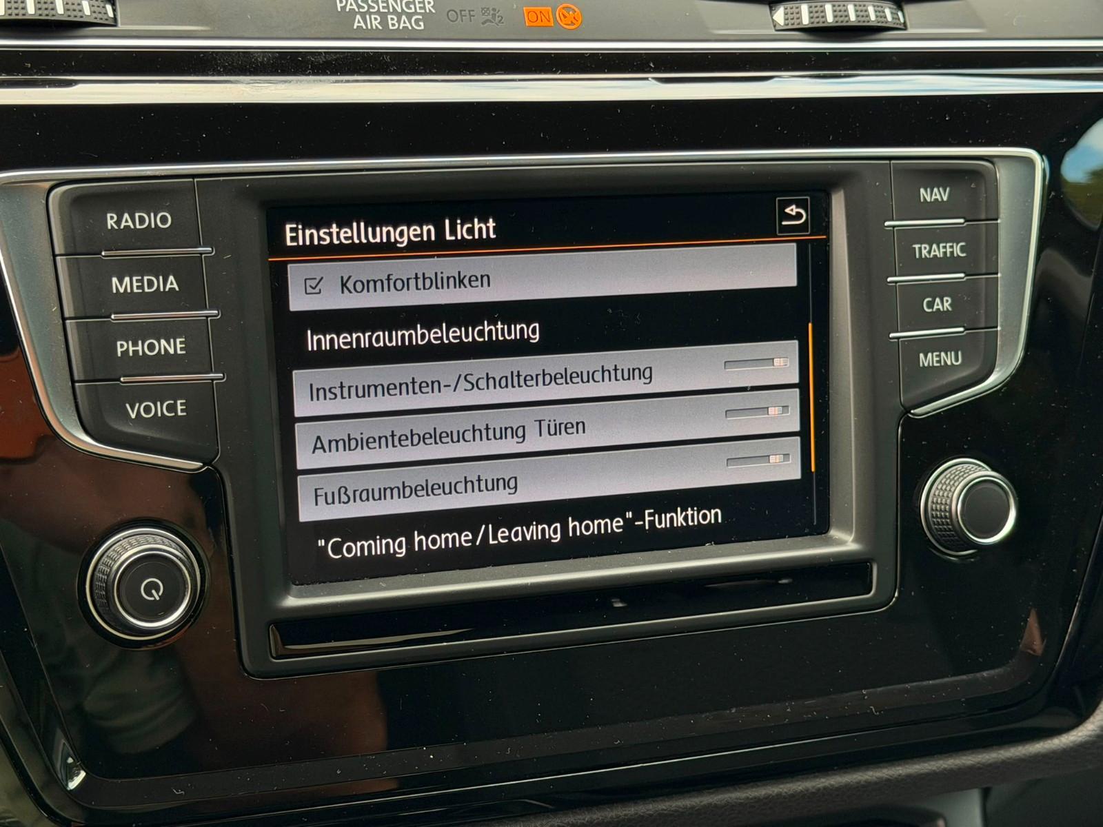 Volkswagen Touran 1.4 Comfortline BMT Kamera-Navi-7.Sitzer-