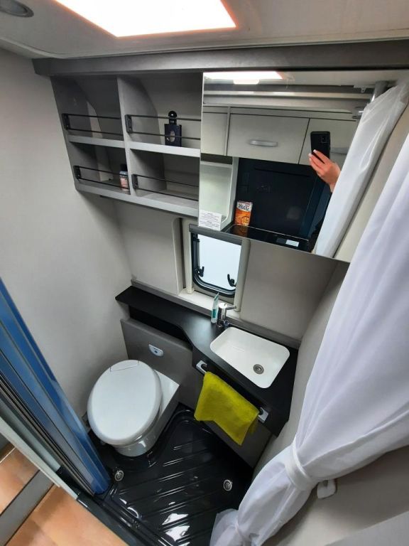 Fahrzeugabbildung Crosscamp Camper Vans CV 640 Opel Verfüg./Sparen Sie 15.16
