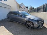 Mercedes-Benz E 220 d T Autom. - AMG Line,Pano,Burmester,Leder