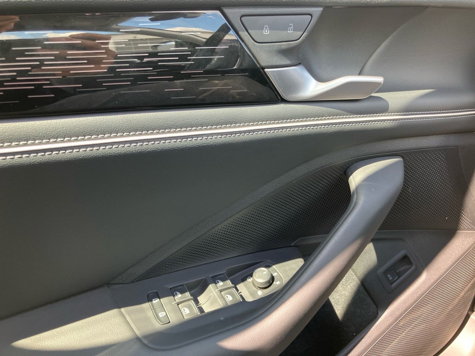 Volkswagen Passat Variant - Bild 15