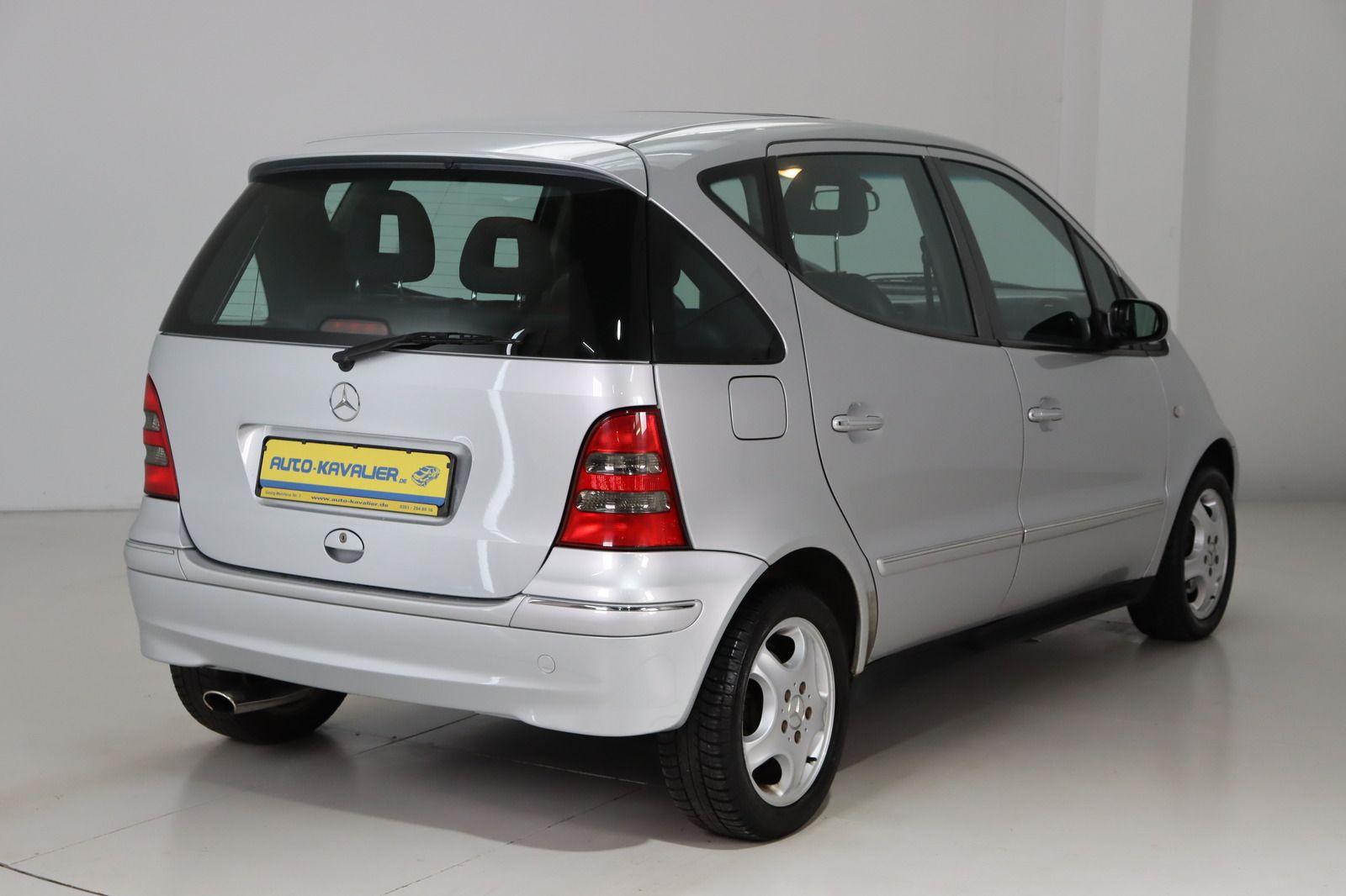 Fahrzeugabbildung Mercedes-Benz A 160 AVANTGARDE * Teill. * HU/AU 04.26