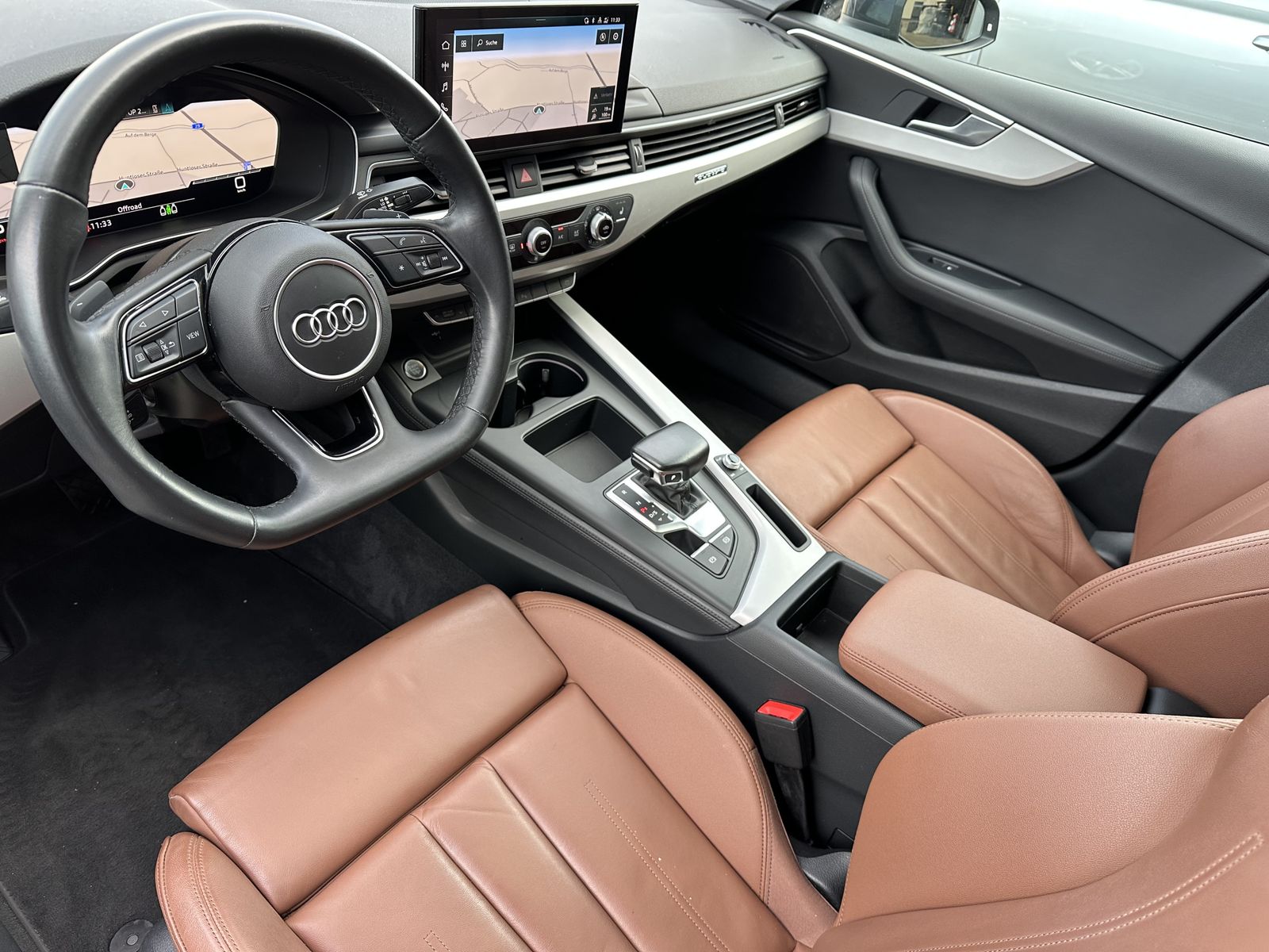 Fahrzeugabbildung Audi A5 SpB 45 TFSI Qu Black NAV+LED+AHK+VOCKPIT+PANO