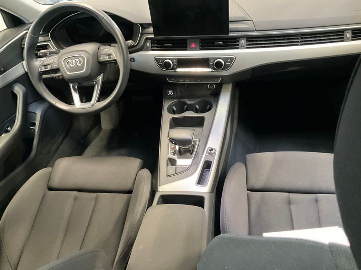 Fahrzeugabbildung Audi A4 Avant 40 TFSI S-line S-tronic *Navi*PDC*LED*