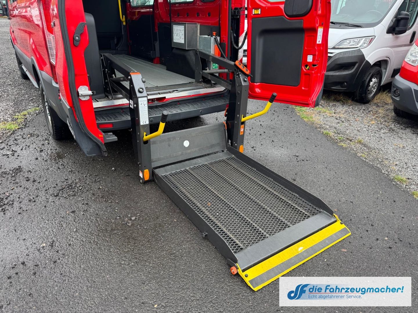 Fahrzeugabbildung Ford Transit Kombi 350 L3 Trend 2.2 TDCi DPF *2269 *K