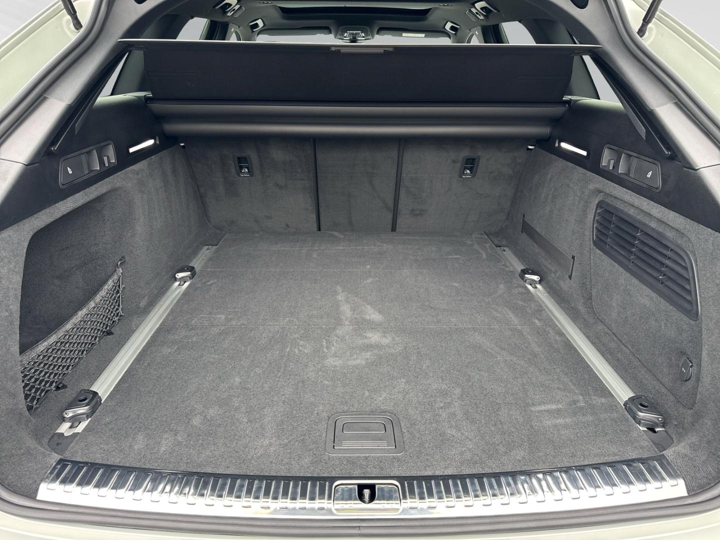 Audi RS6 Avant performance 360°+B&O Adv+Keramik+Sthz