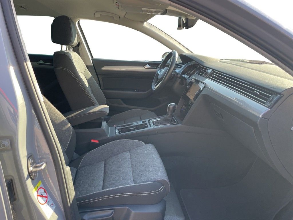 Volkswagen Passat Variant - Bild 10
