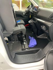 Bild 19 Opel Vivaro Kasten M HECKKLAPPE 2x Schiebetüre