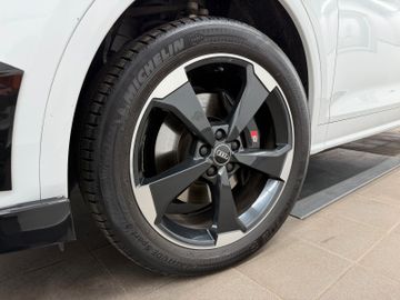 Audi SQ5 - 7