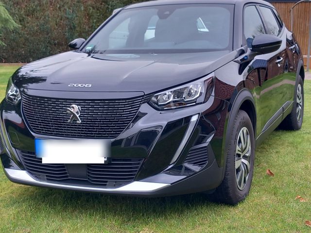 Peugeot 2008 e  Active, Active Pack mit AHK