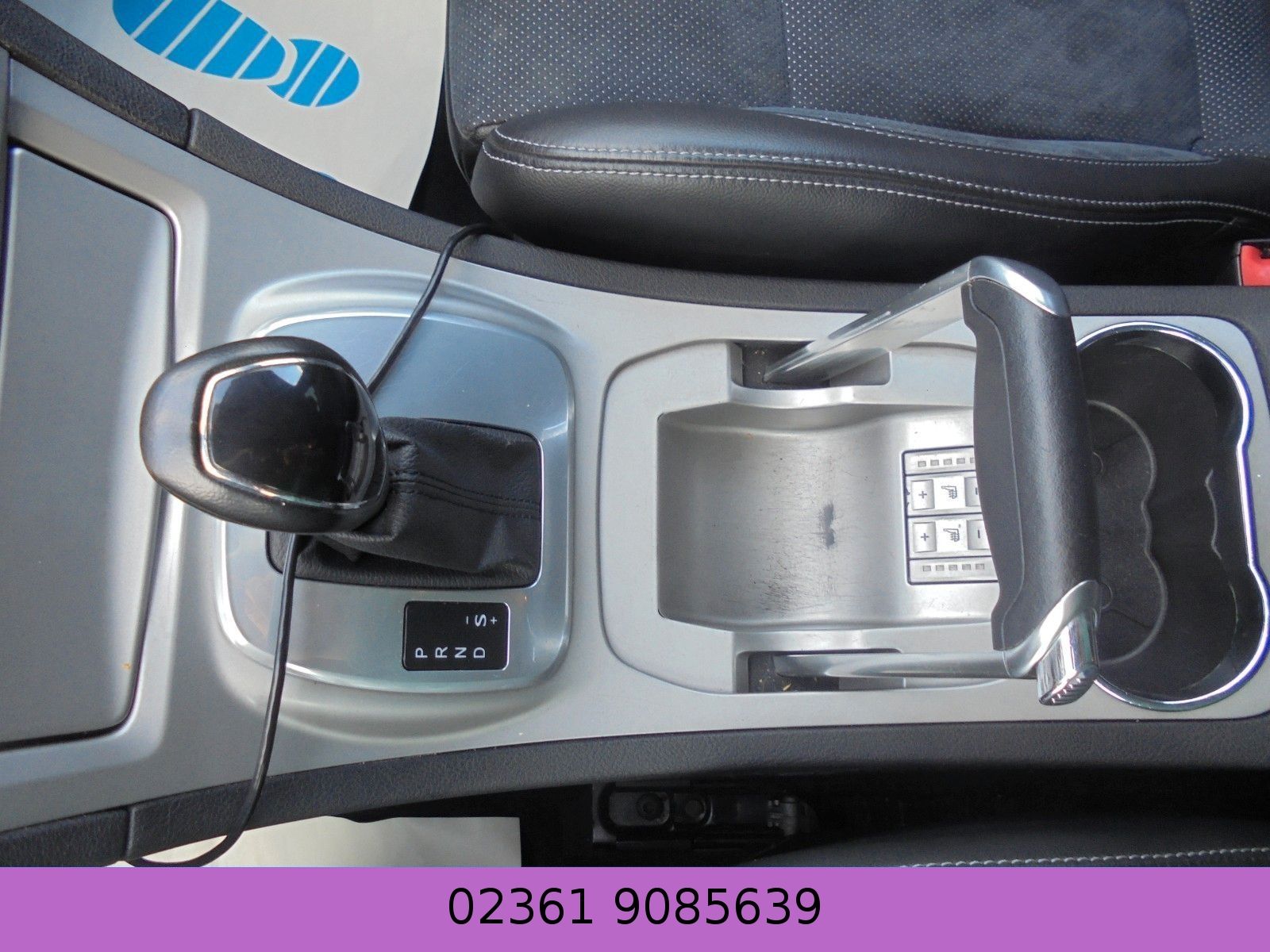 Fahrzeugabbildung Ford S-Max 2,3Titanium  Automatik/Klimaaut./7 Sitzer/