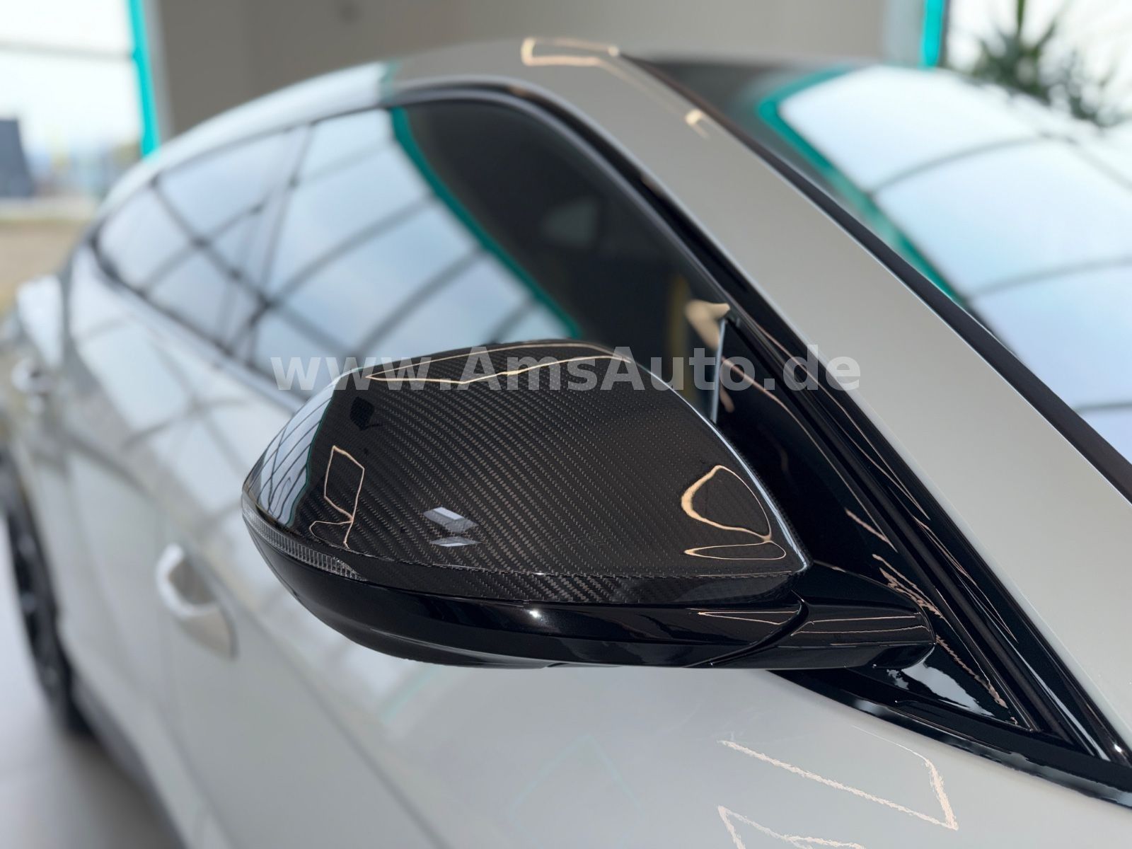 Urus 4.0 V8 Performante Full Carbon Full PPF
