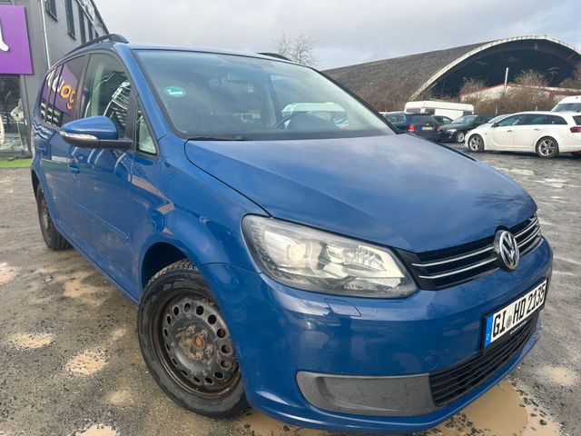 Volkswagen Touran 1.6 Comfortline BMT Navi PDC AHK