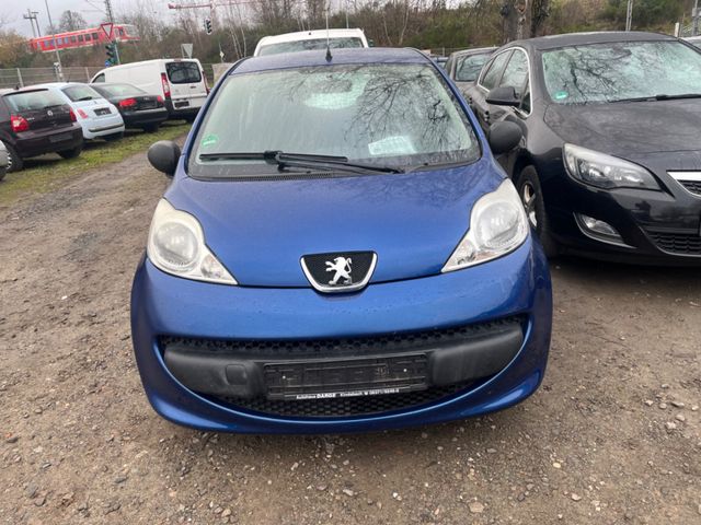 Peugeot 107 Filou 70