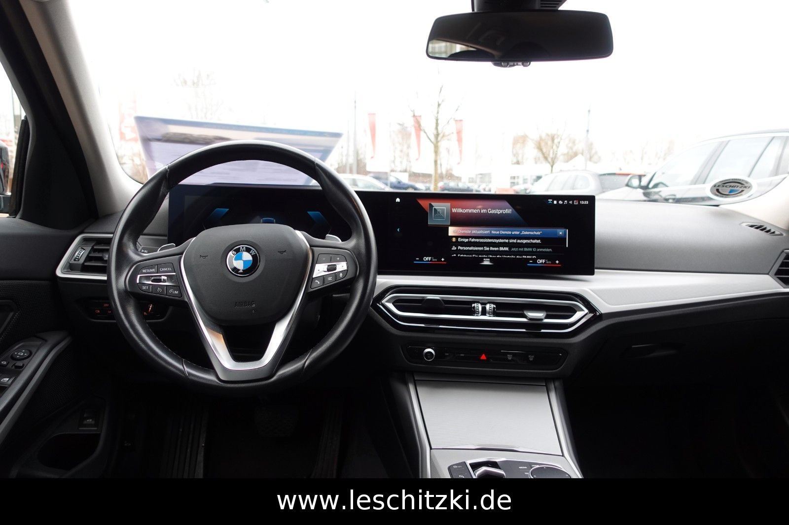 BMW 320i Touring Automatik/LED/Navigation foto 14