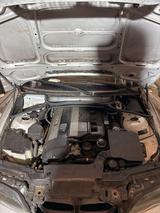 BMW e46 320i 6 Zylinder - BMW 320: Kombi, E46 320i